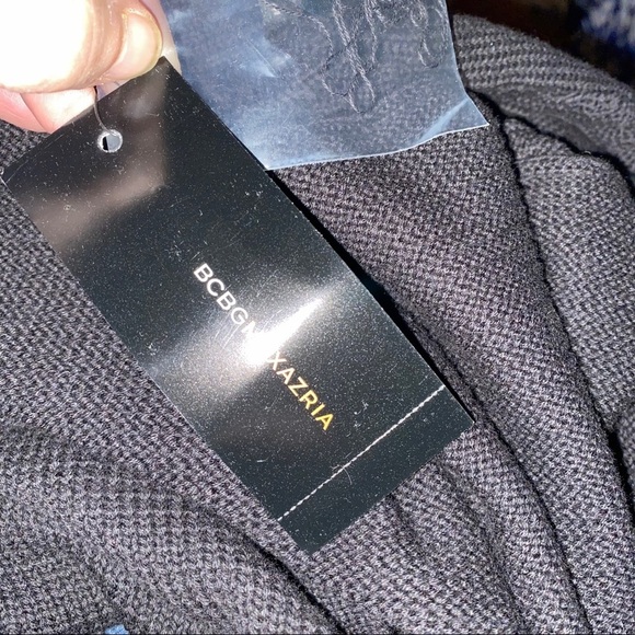 BCBGMAXAZRIA black sleeveless cardigan‎ NWT medium - Picture 3 of 7